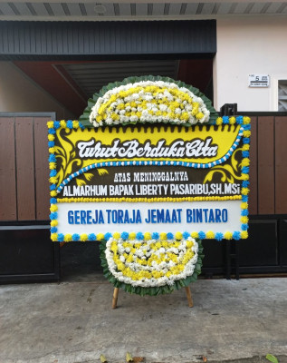 Papan Bunga Duka di Weda Selatan